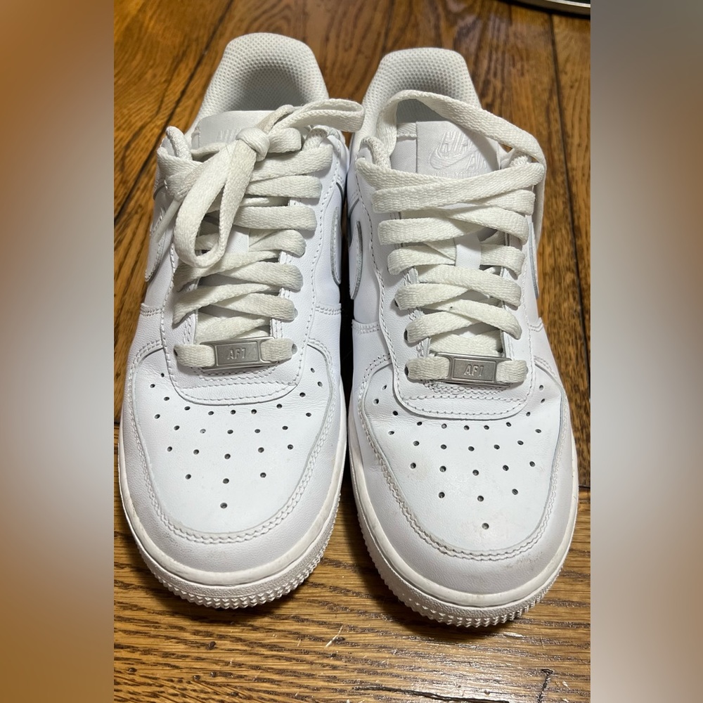 Air Force 1 women size 6